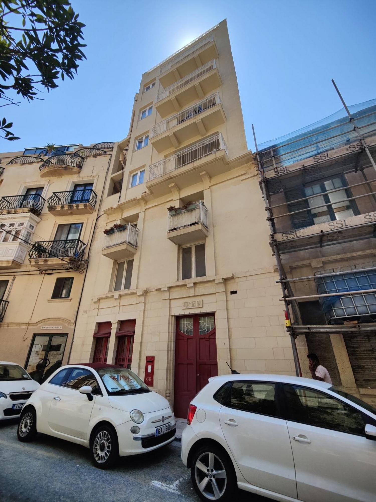 Central Modern Sliema 2 Bedroom Apartment Exterior photo