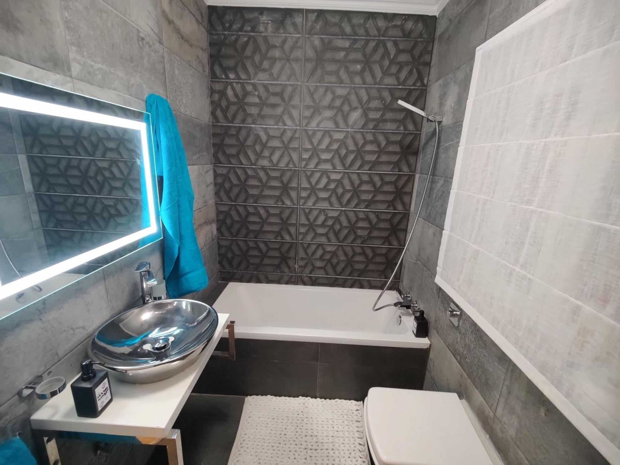 Central Modern Sliema 2 Bedroom Apartment Exterior photo