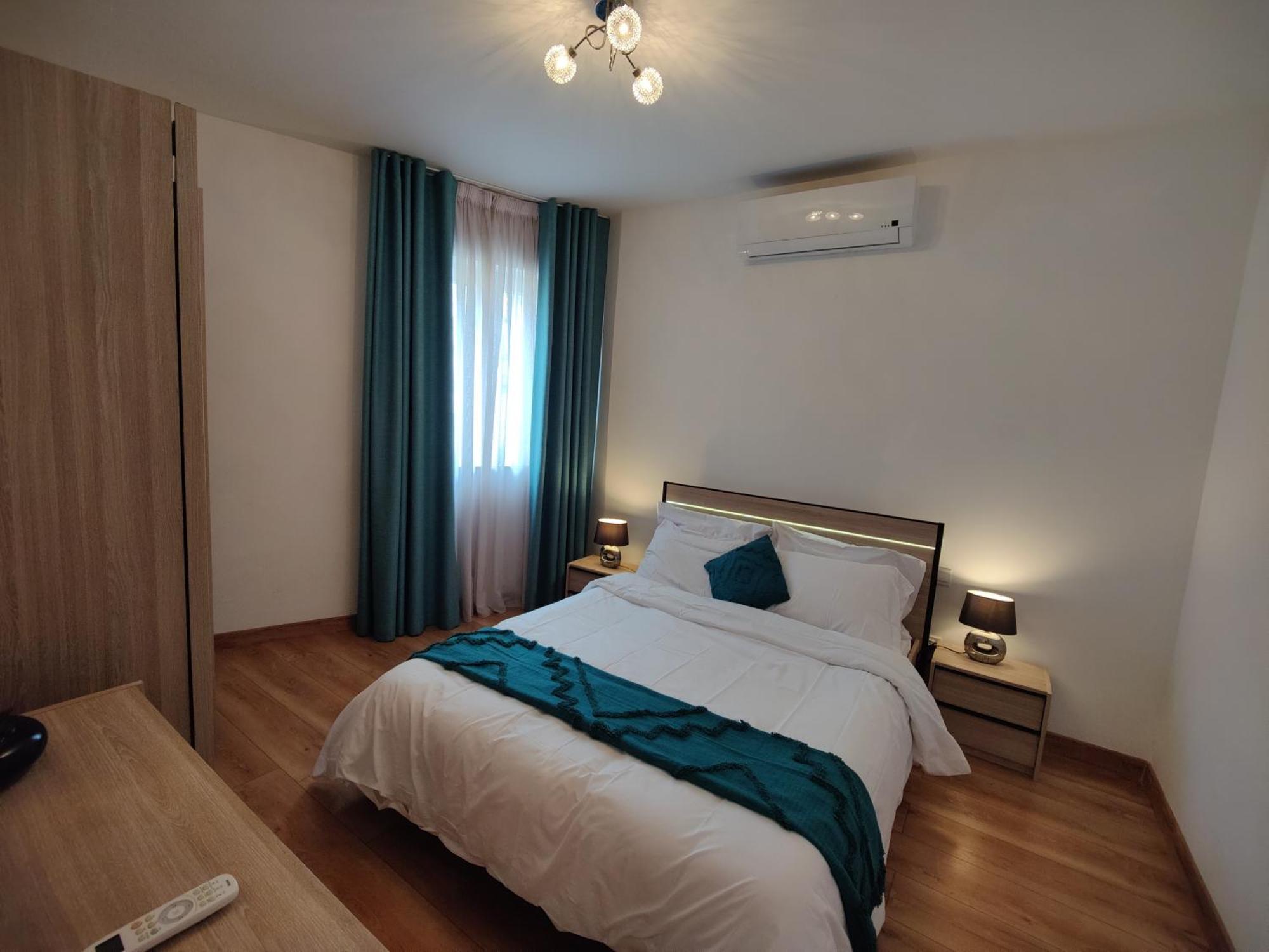 Central Modern Sliema 2 Bedroom Apartment Exterior photo